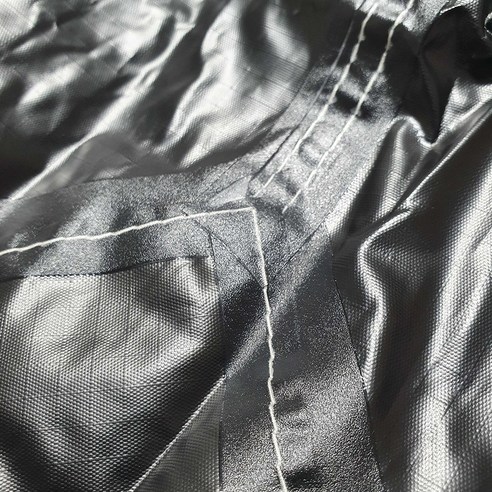 차량 보호에 필수적인 어반사이드 렉타 타프 폴대