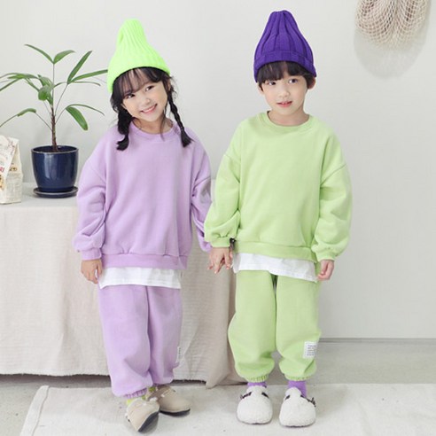 孩子們  時尚  男孩  女孩  常見  服裝  上衣  下裝  褲子  集