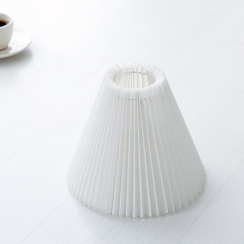 침실 무드등, 비싼 게 다가 아니더라: 마켓비 주름 갓 스탠드 솔직 후기 전등갓