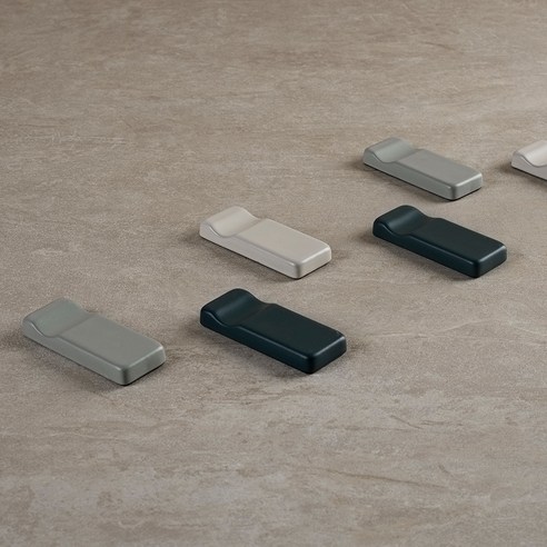 스타일리시하고 기능적인 주방을 위한 실리만 오세라 수저받침