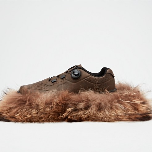 편안함과 스타일이 돋보이는 남성용 신발