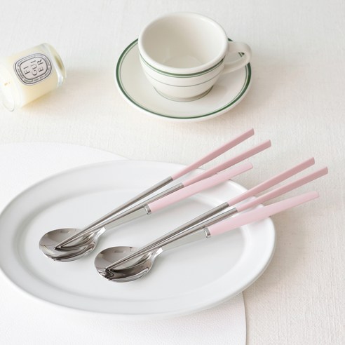 식탁에 감성을 더하는 파스텔로 수저 세트