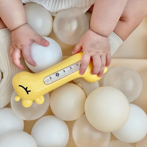 섬세한 온도로 전하는 사랑, 라비베베 아기 목욕 탕온계