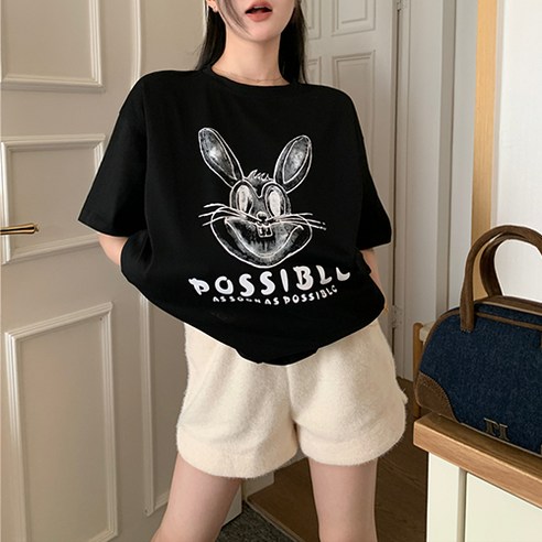 女 時尚 服裝 上衣 短袖 t卹 成年女人 成年女人 女士 女人 涼爽 夏天 夏天 夏天 夏天 夏天 夏天 涼爽的夏天 仲夏 夏天 夏天 炎熱的夏天炎熱的夏季 炎熱的夏季 夏 女裝 女士 冷靜 冷靜 女裝 服裝 短袖T卹