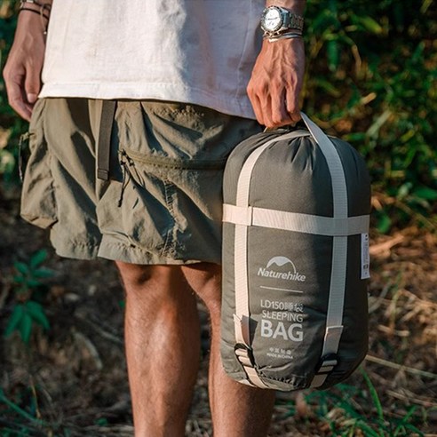 편안함을 제공하는 초경량 코튼 침낭