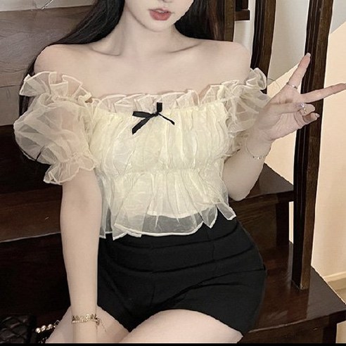 女  時尚  服裝  最佳  襯衫  成年女性  成年女性  婦女  女人  淑女