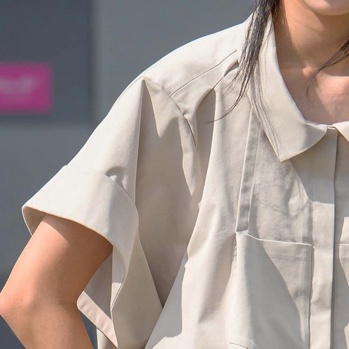 女  時尚  服裝  最佳  襯衫  成年女性  成年女性  婦女  女人  淑女