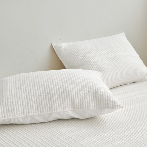 꿈결처럼 부드러운 휴식을 선사하는 쁘리엘르 코튼캔디 베개 커버 누빔베개커버