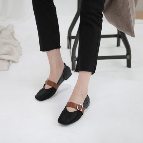 여성용 가죽 스퀘어 플랫슈즈 1.2cm MT 107-1