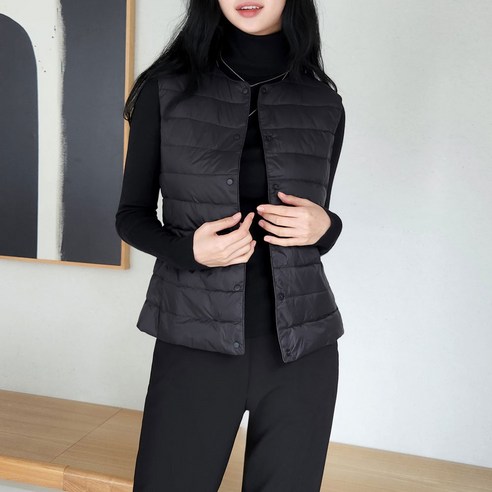 오리털 100 경량 패딩 조끼 라운드넥 V넥 덕다운 베스트 [슈아]는 여성용 슬림핏 아우터