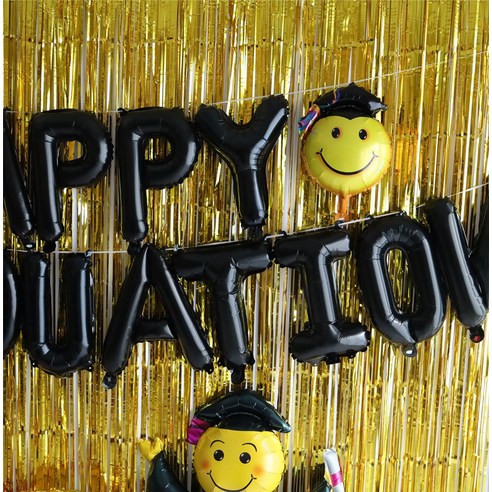 졸업식 축하에 완벽한 화려한 포토존 파티용품
