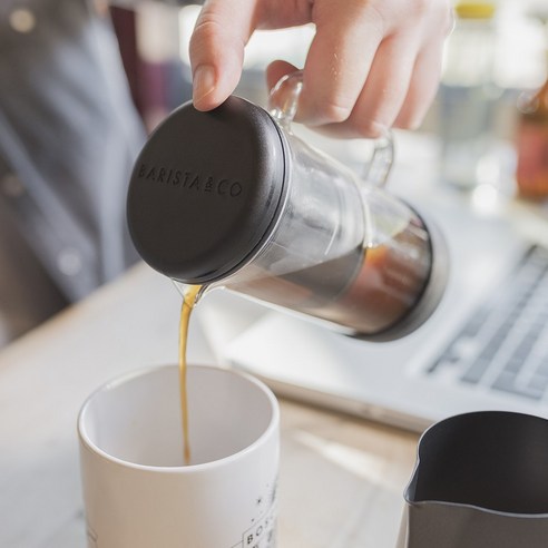 집에서 본격적인 커피 경험을 위한 섬세한 맛의 여정