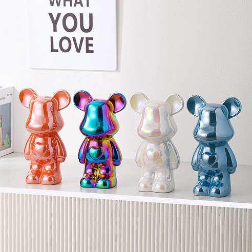 집에 판타지의 세계를 담는 레인보우 베어 장식품