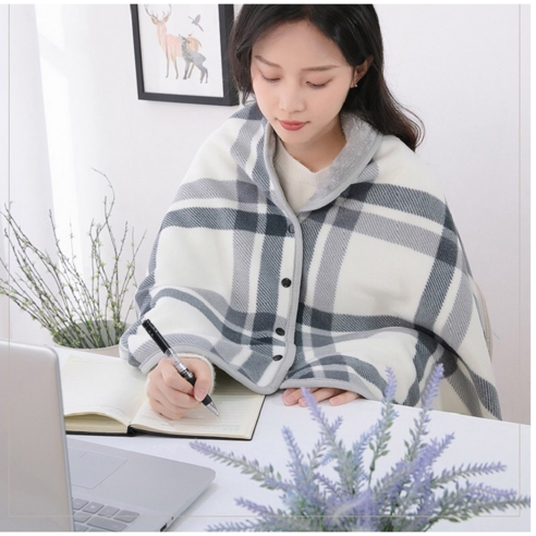 추운날 필수템 도톰한 똑딱이 무릎어깨담요 차량이불