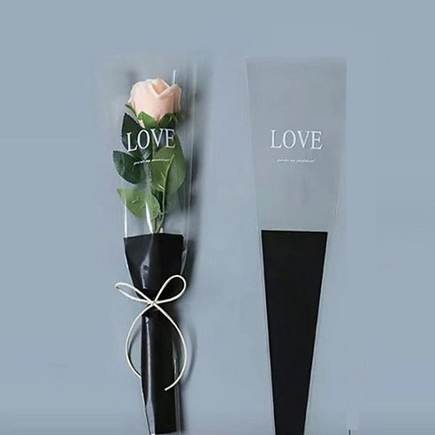 로맨틱한 분위기의 꽃 포장지