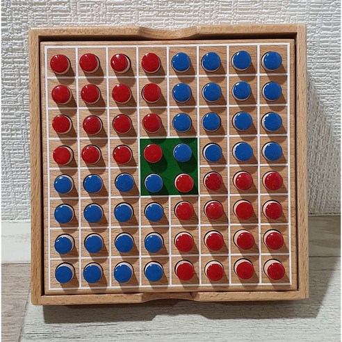 전략과 재미가 공존하는 오셀로