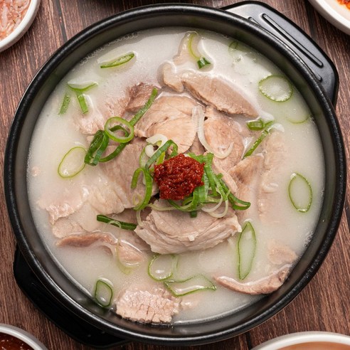 주말 고민 끝! 5분 만에 완성하는 깊고 진한 돼지국밥 밀키트 몽실종가돼지국밥