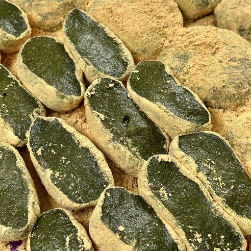 향긋한 쑥 내음 가득, 명가삼대떡집 쑥 떡으로 즐기는 특별한 순간