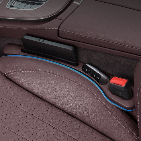 틈새 공간을 활용하여 운전의 편리함과 안전을 더하다