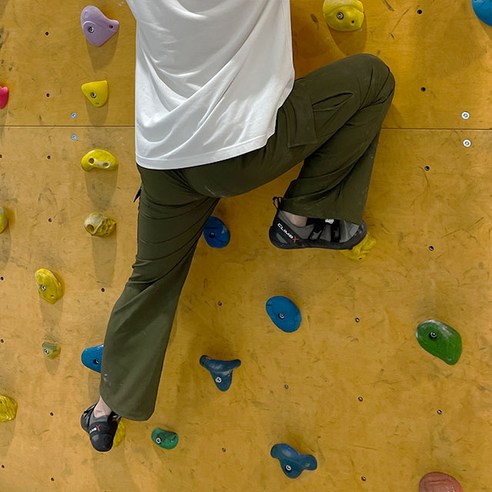 자유로운 움직임을 위한 궁극의 선택, 클라이밍 바지!