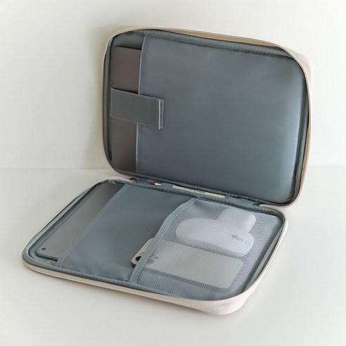 태블릿을 보호하고 편리하게 휴대할 수 있는 최고의 솔루션