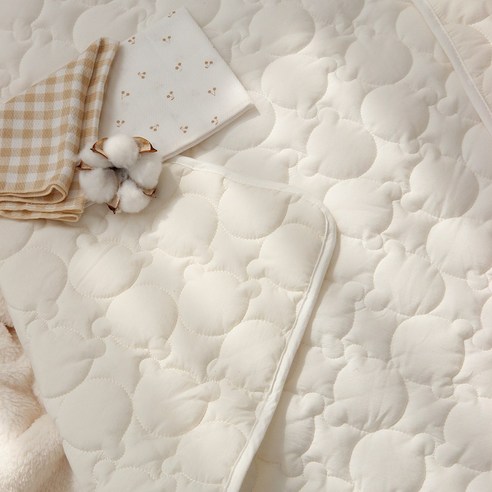 포근한 곰돌이 품에 안긴 듯, 헬로미니미 겉싸개로 전하는 따스한 사랑