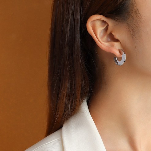 품질 프랑스어 스타일 귀걸이 기하학적 다섯 구석 귀걸이 여성 티타늄 스틸 18K 골드 귀걸이 액세서리 F448