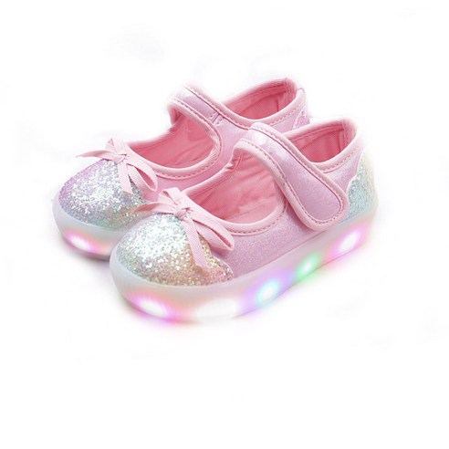 빛나는 걸음걸이, 봄을 밝히는 풋풋 페어리 LED 구두