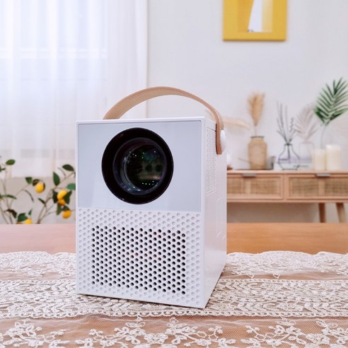 스마일빔 BT-750F는 풀HD 미니빔으로 다용도로 사용할 수 있고 무선 미러링 기능도 지원합니다.