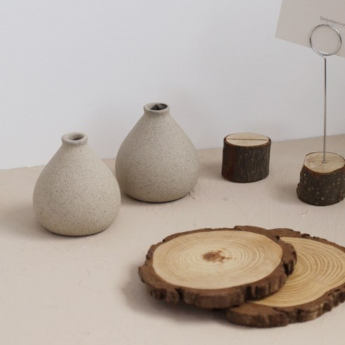 자연의 미를 공간에 담아내는 세련된 물방울 미니 샌드 세라믹 화병