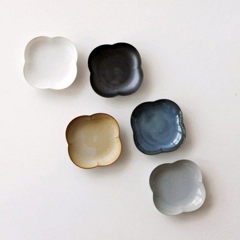 섬세한 아름다움이 깃든 식탁 위의 예술, 프라우반 모네프 꽃원종지 소찬기