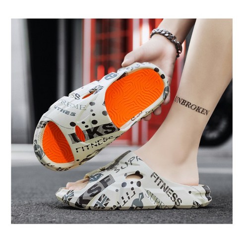 발편한 발걸음으로 하루를 시작하는 굿우리 키높이 사무실 슬리퍼