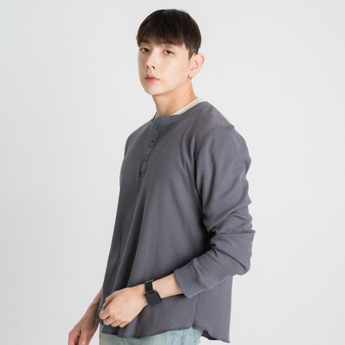 남성의 필수 아이템: 나타났다 와플 헨리넥 긴팔 티셔츠