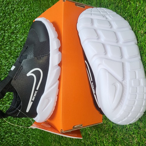 우리 아이 첫 걸음마, 나이키 플렉스 러너 2 (TDV)로 시작하세요! 나이키플렉스러너2