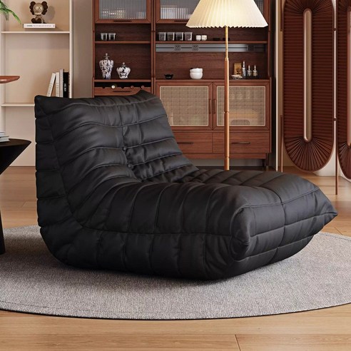 당신의 공간에 예술과 편안함을 더하는 리네로제 토고 소파