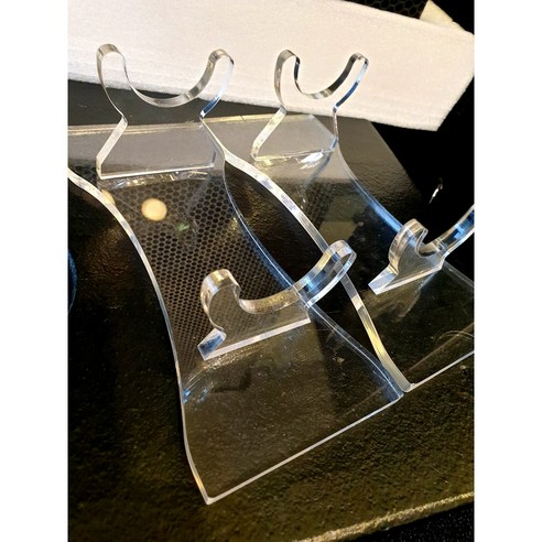 아크릴 마이크 거치대: 품격 있는 공간을 위한 완벽한 선택