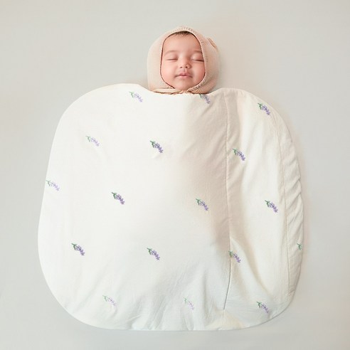 밤의 평화를 선물하는 코코테일즈 통잠이불