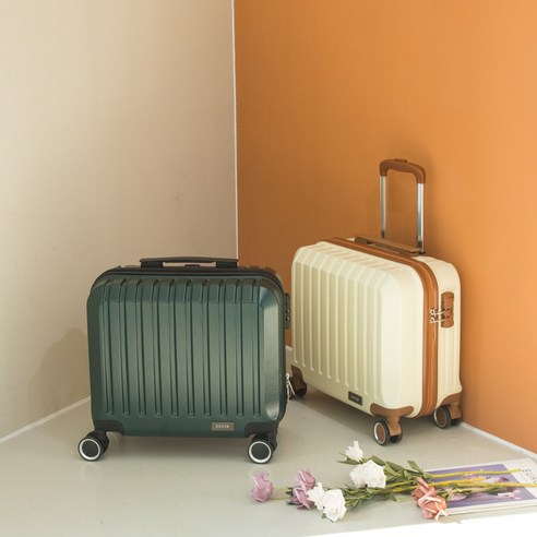 스타일리시하고 내구성 있는 여행용 캐리어