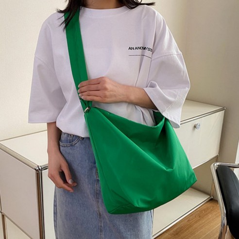 나일론 보부상가방 대학생 호보 숄더 쇼퍼 백 데일리 출근 편한 여행 가방 곱창주름 여자