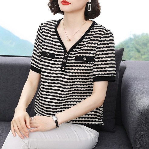 엄마들을 위한 세련되고 편안한 반팔 티셔츠