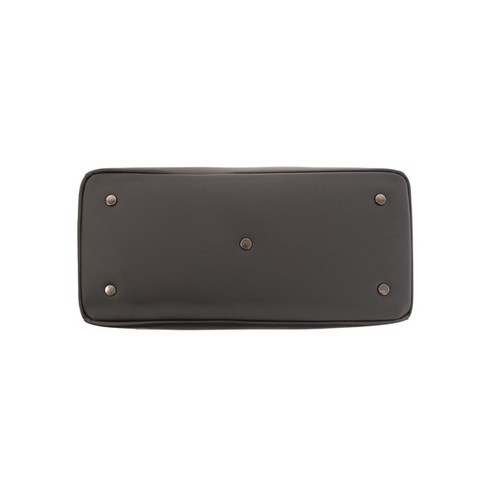 스타일과 실용성을 겸비한 라운딩 필수템, 제이린드버그 보스턴백