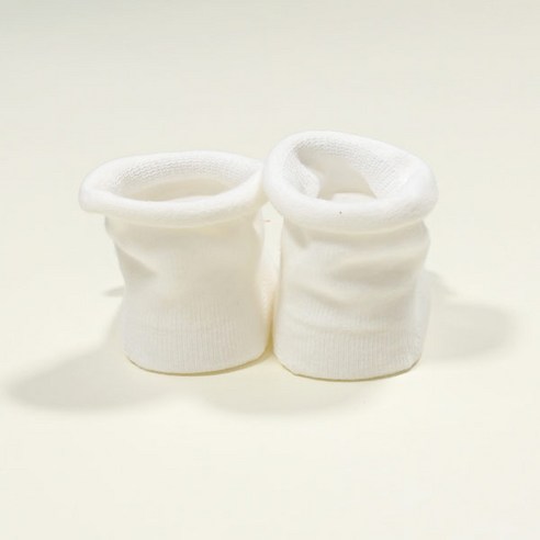 사랑스러운 뱀띠 아가를 위한 특별한 선물, 에뜨와 비노 양말