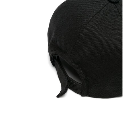 이자벨 마랑 캡 모자 하나로 겨울 스타일을 완성하세요!