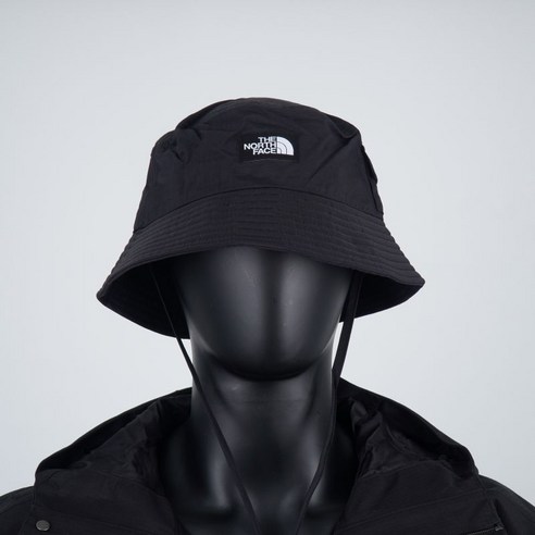 뜨거운 햇볕 아래, 스타일과 기능성을 모두 잡는 현명한 선택: 노스페이스 로우 브림 포켓 햇 노스페이스버킷햇