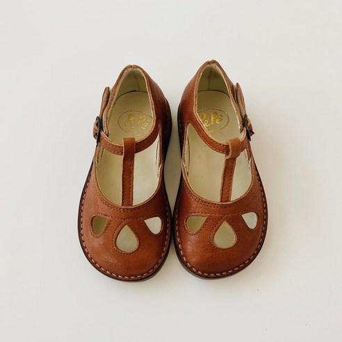 페페슈즈 루시 브라운 가죽구두: 클래식한 스타일과 프리미엄 품질의 완벽한 조화