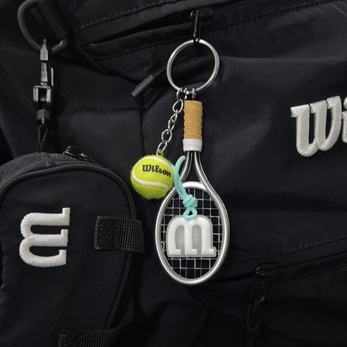 코트의 열정을 담은 작은 선물, 윌슨 테니스 키링의 매력적인 세계 테니스키링