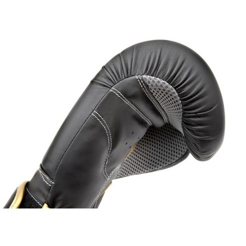 리복 복싱 글러브와 함께 건강하고 활기찬 라이프스타일을 시작하세요!