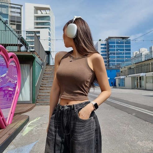 로미 홀터넥 나시로 여름 스타일 고민 끝!