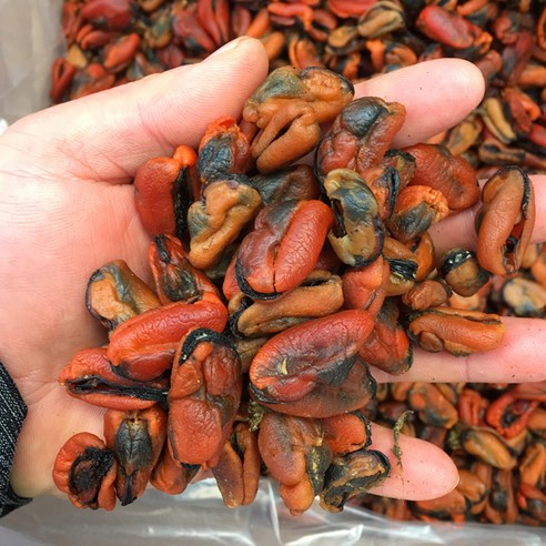 내고향맛기차 국산 삼천포 잘말린 건홍합 특품은 국내에서 생산된 건어물로 다양한 용도로 활용할 수 있으며, 개별포장으로 사용하기 편리한 제품입니다.