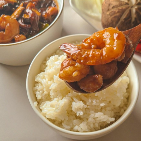 부산할매의 전설적 낙곱새 맛을 직접 경험하세요!